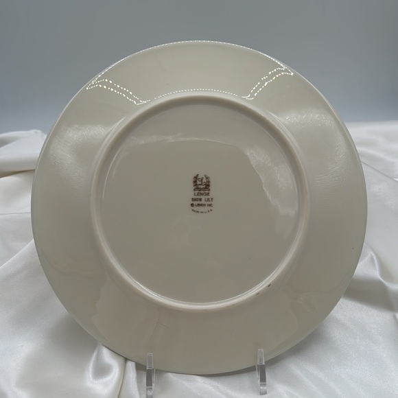 Lenox Snow Lily Salad Plate - Picture 3 of 4